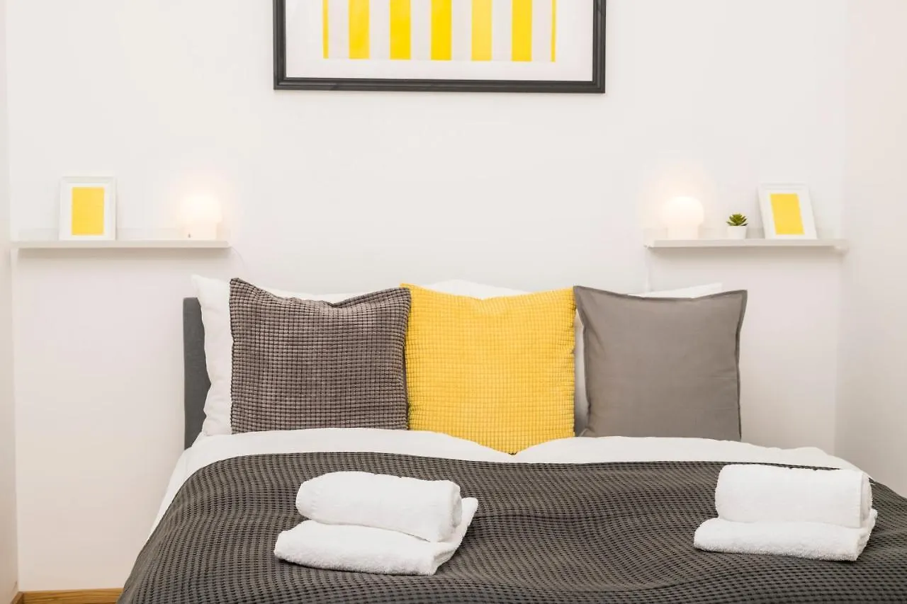 Prater Balcony Suite Βιέννη