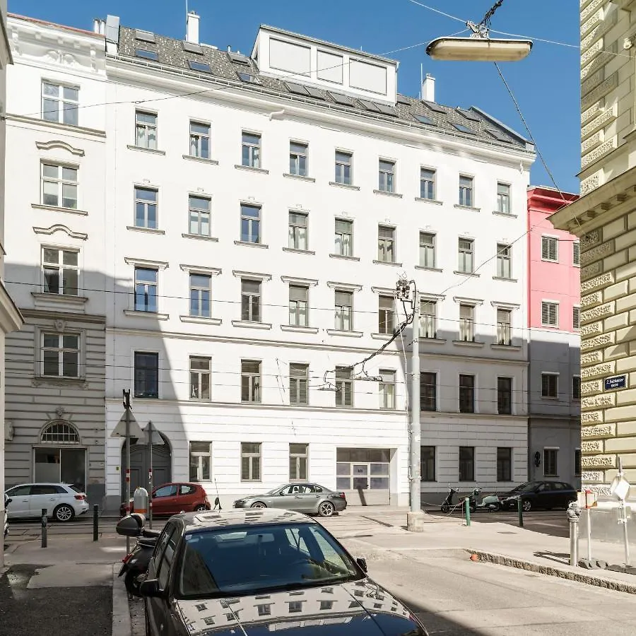 Apartment Prater Balcony Suite Vienna
